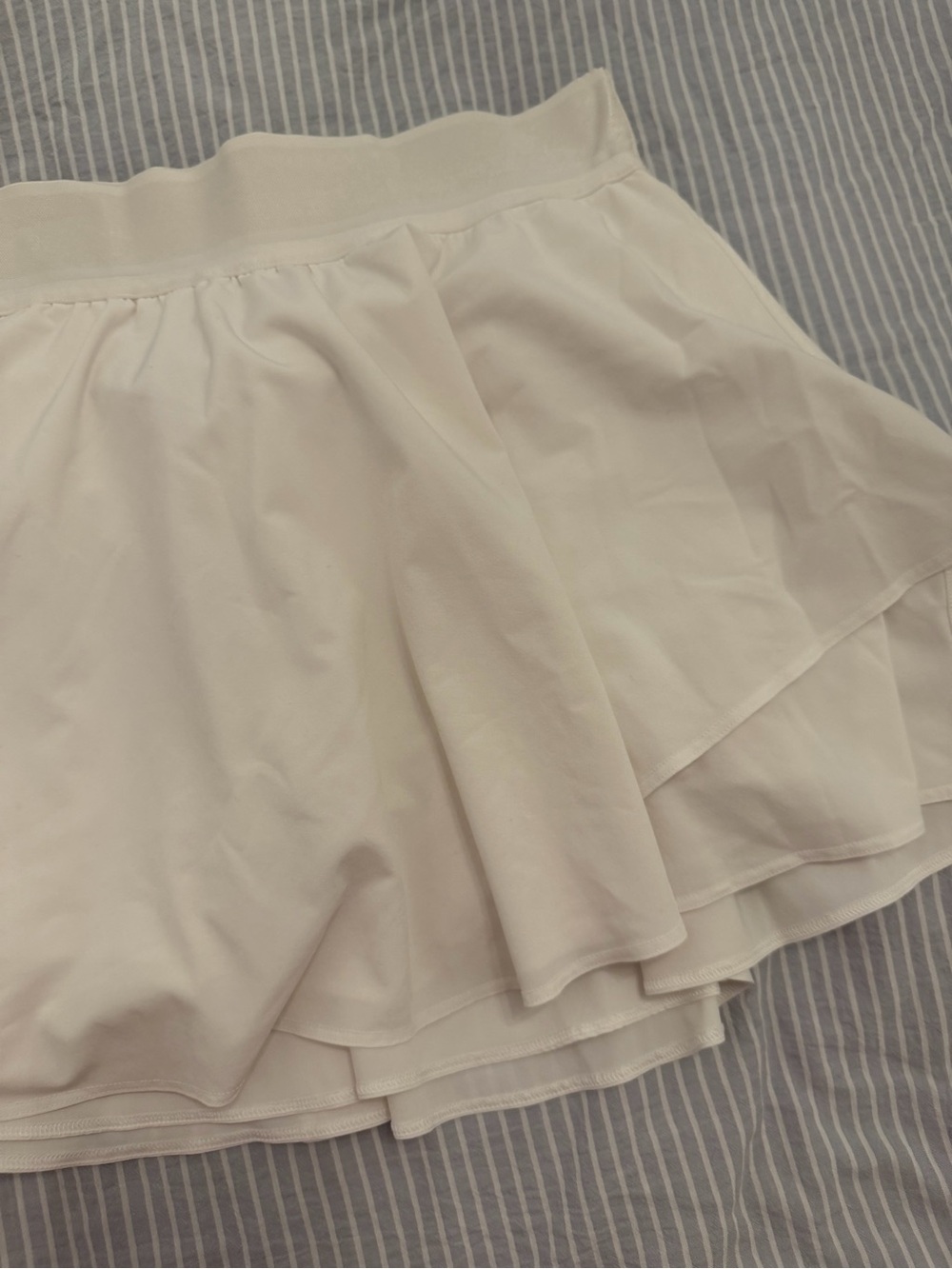 Lulu lemon White Tennis Mini Skirt - Picture 2 of 6
